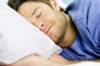Эта статья дает понять, какие же процессы происходят в организме человека во время сна, каковы его основные функции и механизм. Затронуты причины, которые вызывают расстройство сна, а также к чему оно может привести и как с ним бороться.